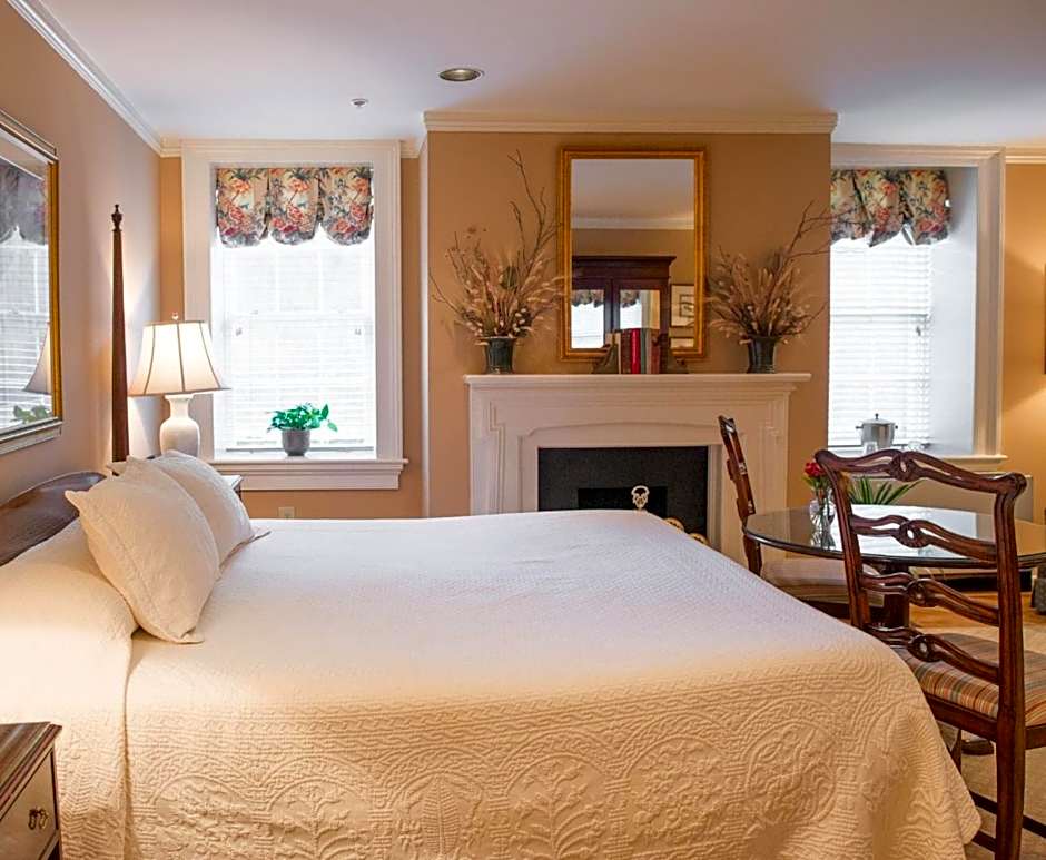 John Rutledge House Inn