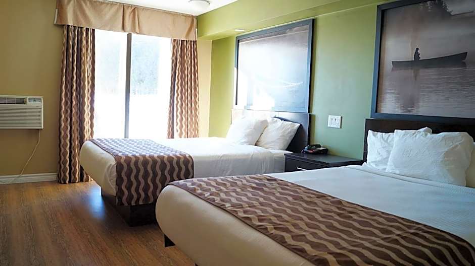 Photo 1 of 5 of Deluxe 1 Queen Bed