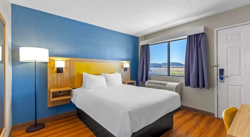 Park Inn by Radisson, Wells
