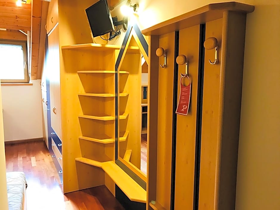 Rifugio Capanna Passo Valles