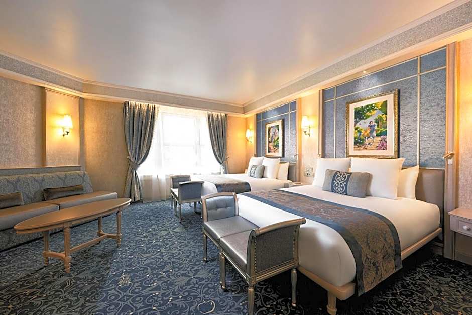 Disneyland® Hotel