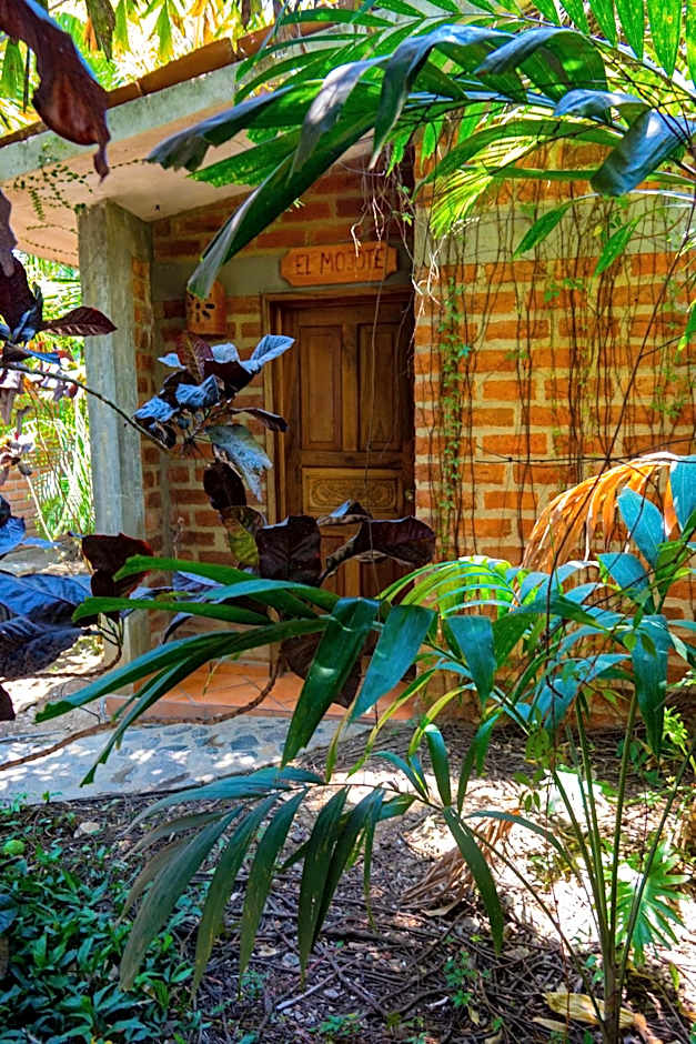 Balneario y Cabañas ISIS