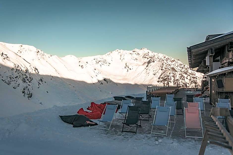 ASTER Boutique Hotel & Chalets