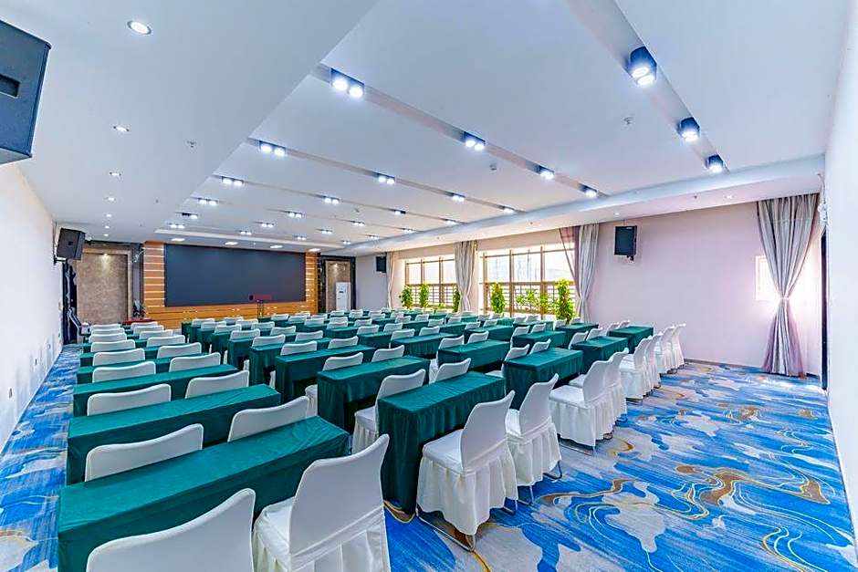 Jinjiang Inn select Hotel Kunming Economic Development Zone Kunming College