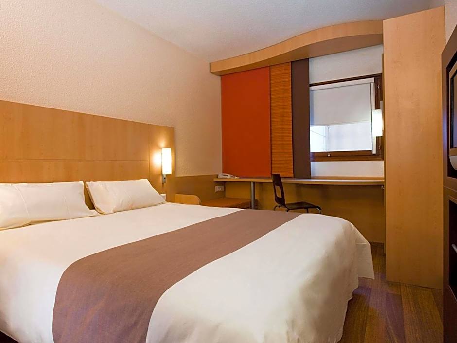 Ibis Warszawa Ostrobramska
