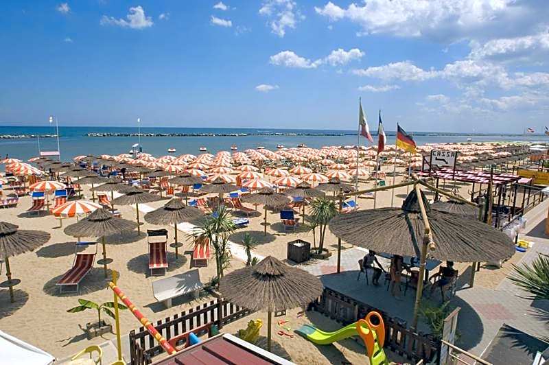 Hotel Alba D'Oro