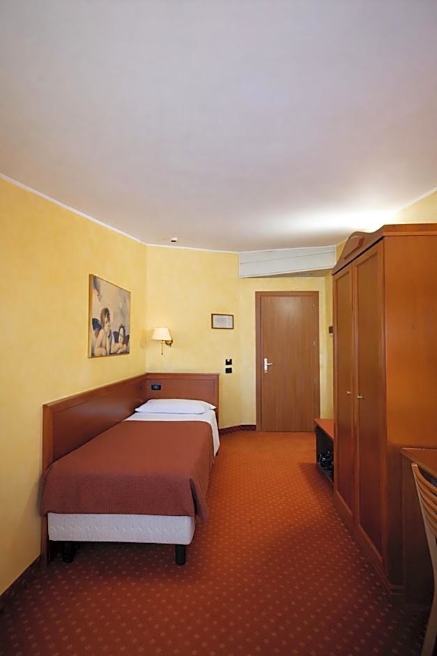 LVG Hotel Collection - Riz