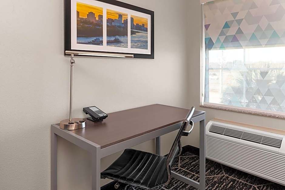 La Quinta Inn & Suites by Wyndham Boutte