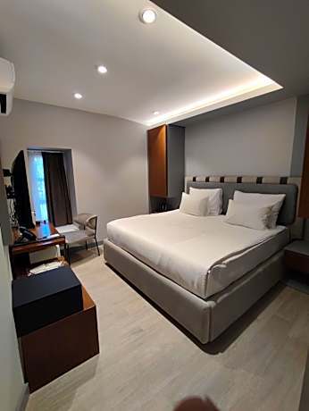 Deluxe Double Studio