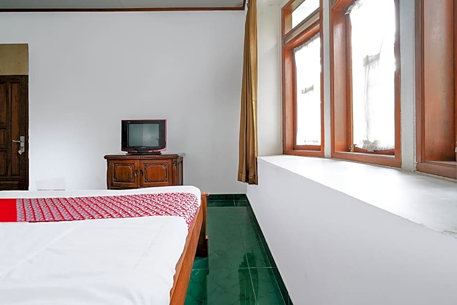 OYO 93248 Villa Syariah Astuti Lestari