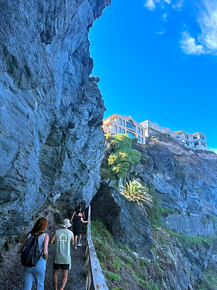 Puerto Nest Hostel