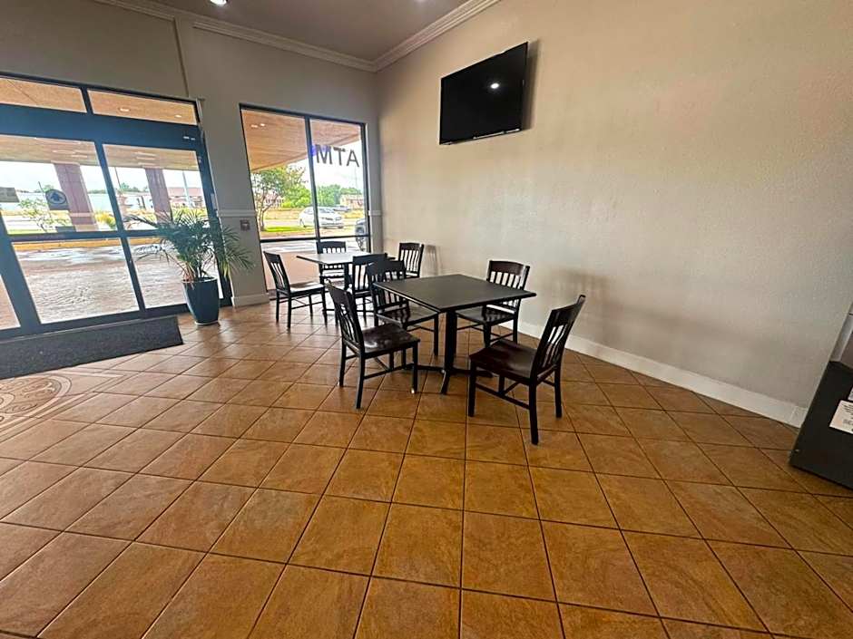 Express Inn & Suites