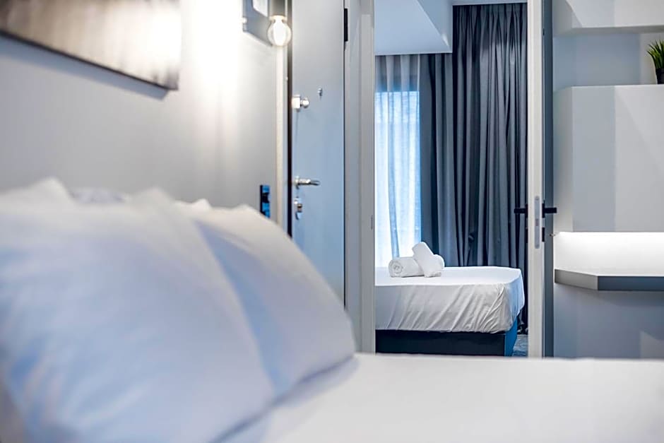 The Asprogeraka - self check-in rooms