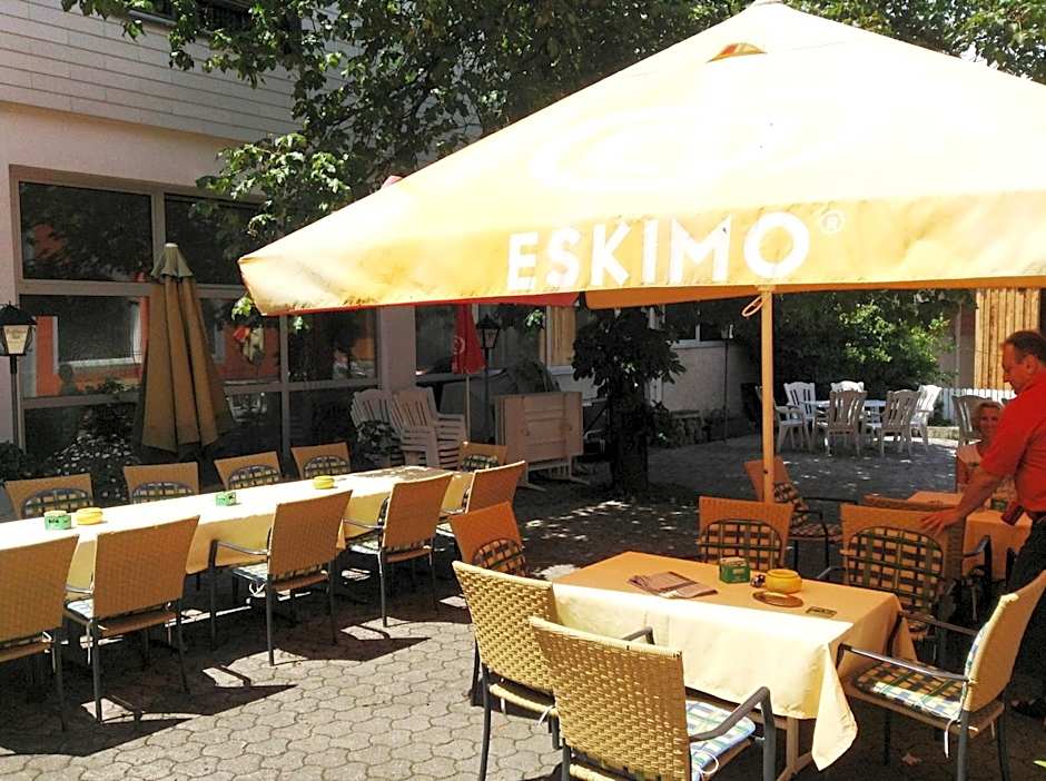 Frühstückspension zur Post Reisinger KG St Oswald