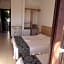 Golfinho Plaza Hotel