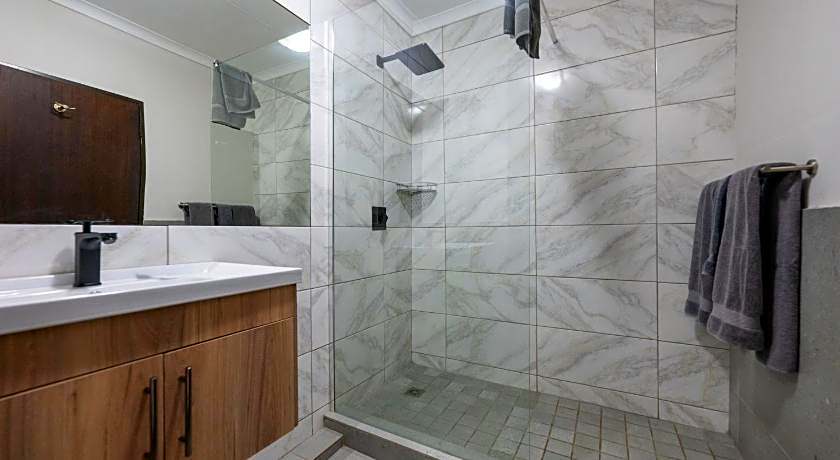 The Lakes Hotel and Conference