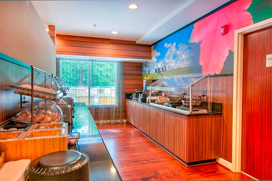 Fairfield Inn & Suites by Marriott Raleigh Crabtree Valley