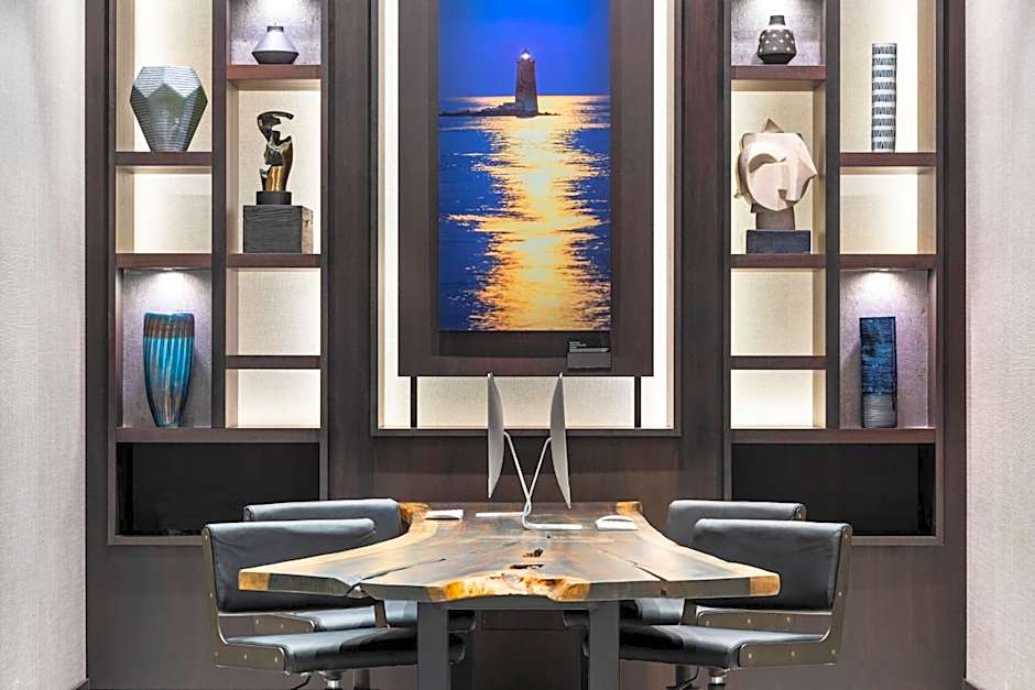 AC Hotel by Marriott Portsmouth Downtown/Waterfront