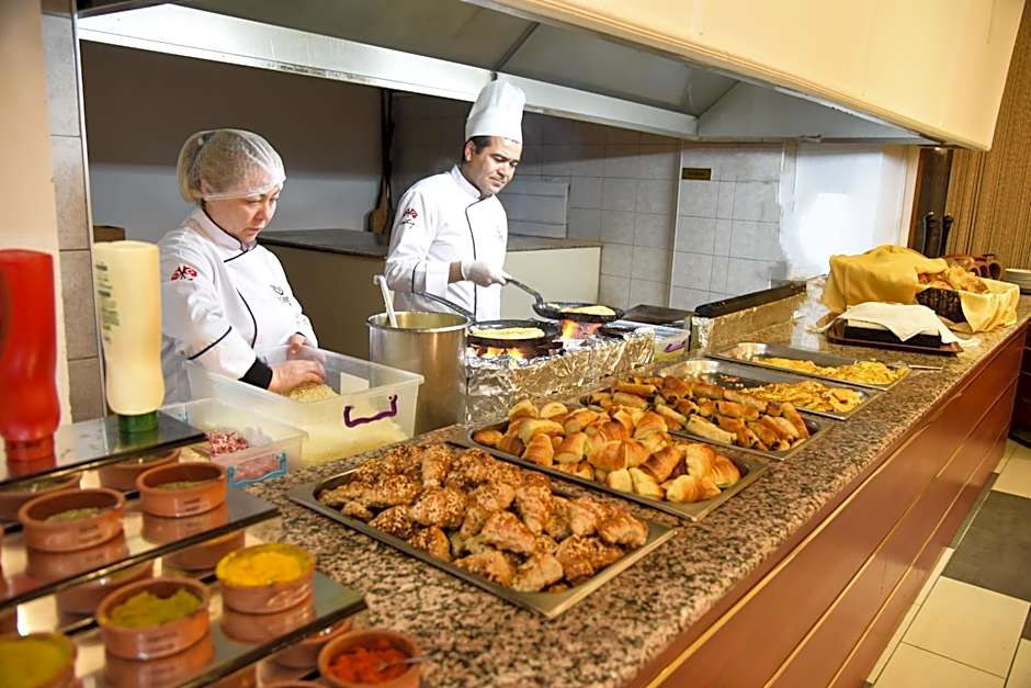 SIGNATURE GARDEN AVANOS Hotel & SPA