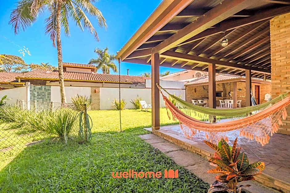 Casa em Ubatuba com área gourmet e acesso a rio