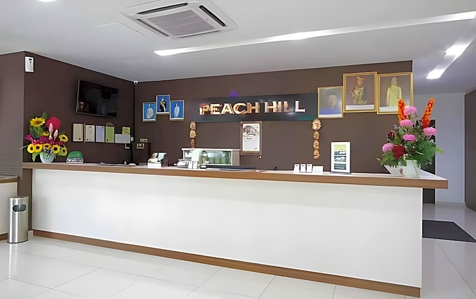 Peach Hill Hotel & Cafe