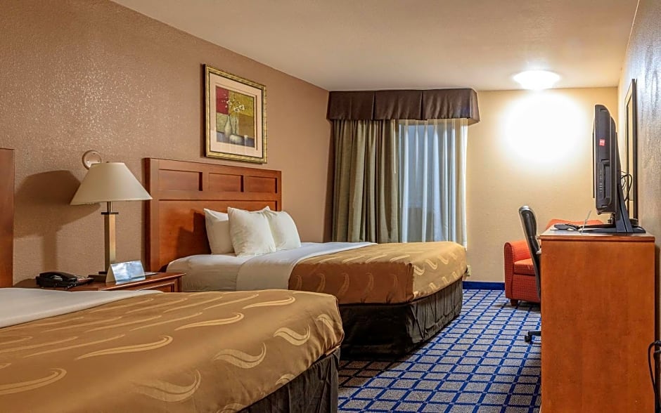 Quality Inn Forest Hill - Fort Worth South
