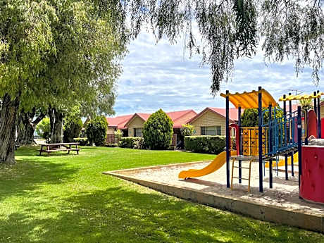 Busselton Villas and Glamping Village