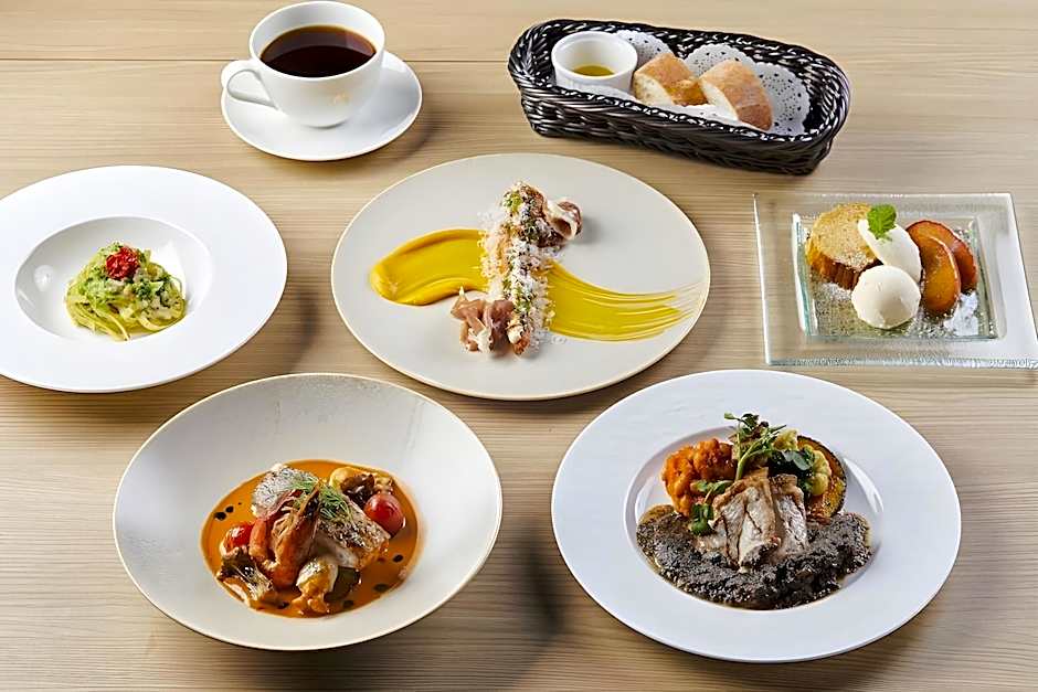 THE GATE HOTEL RYOGOKU by HULIC