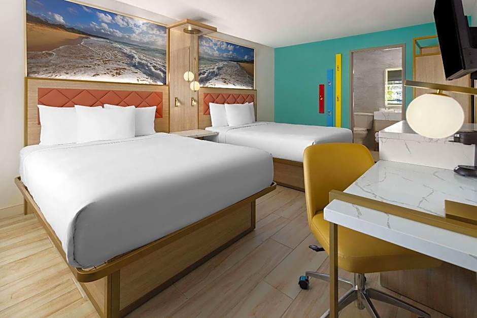 The Vibes Hotel, Trademark Collection by Wyndham