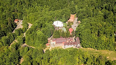 Suior Resort Baza
