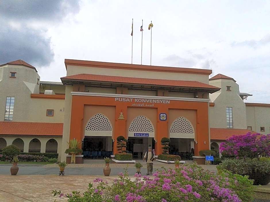 The Loft Plaza Hotel