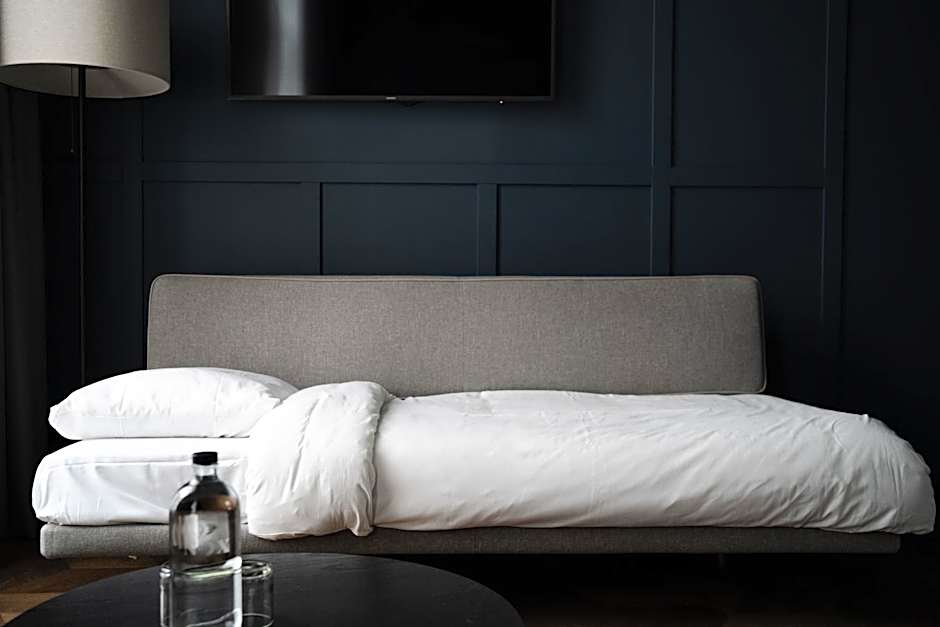 The Nox Hotel