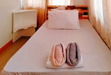 RedDoorz @ Jmalls Island Tourist Inn Dinagat Island