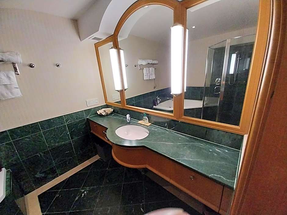 Luxury Privately Owned Ocean View Studio OAKS Gold Tower
