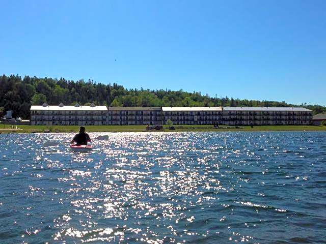 Bavarian Haus Lakefront Inn