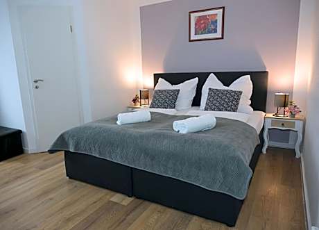 King Room with Garden View