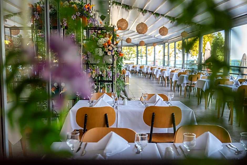 Astoria Hotel All Inclusive- Private Beach & Beach Club