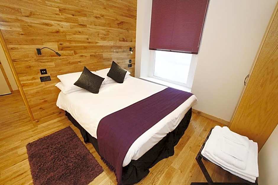 The Castle Hotel Neath