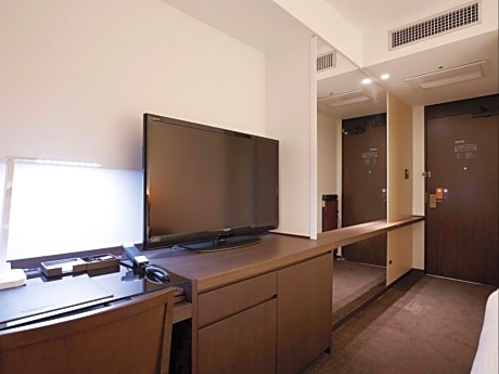 Deluxe Double For Single Use Non-Smoking