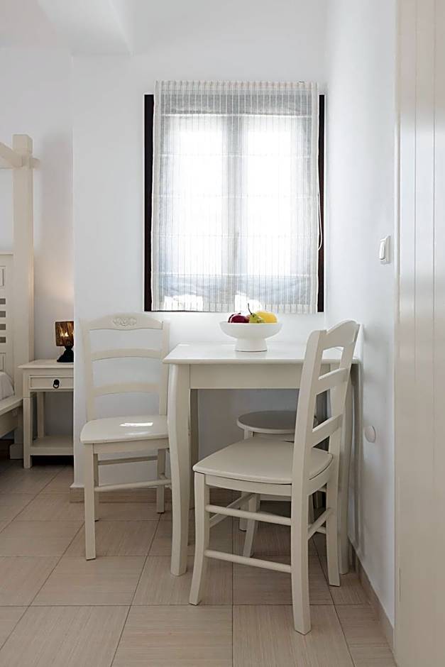 Anemomilos Beach hotel