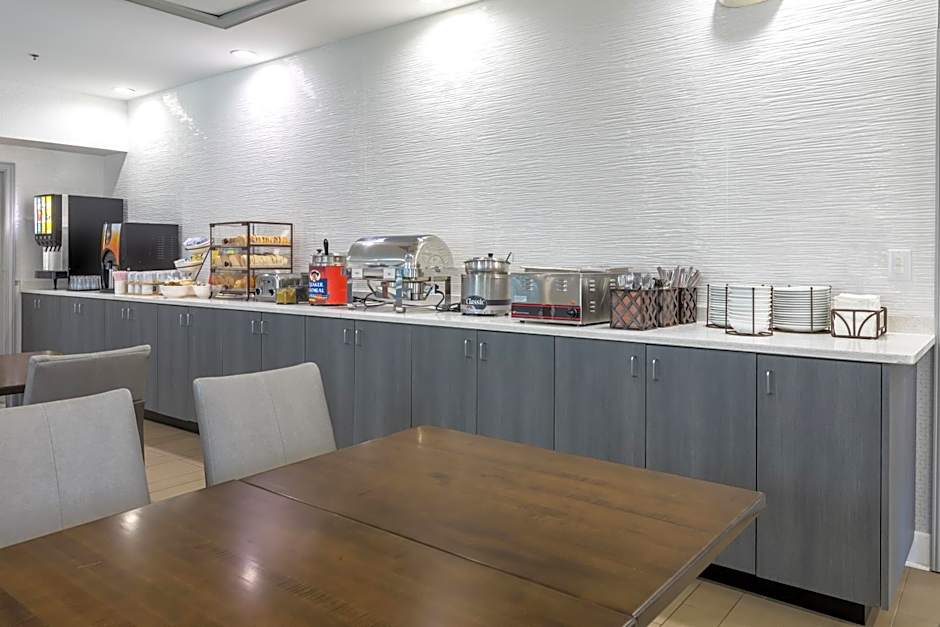 Country Inn & Suites by Radisson Asheville Downtown Tunnel Road