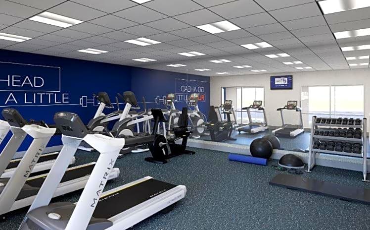 Holiday Inn Express & Suites - Hawaiian Gardens By IHG