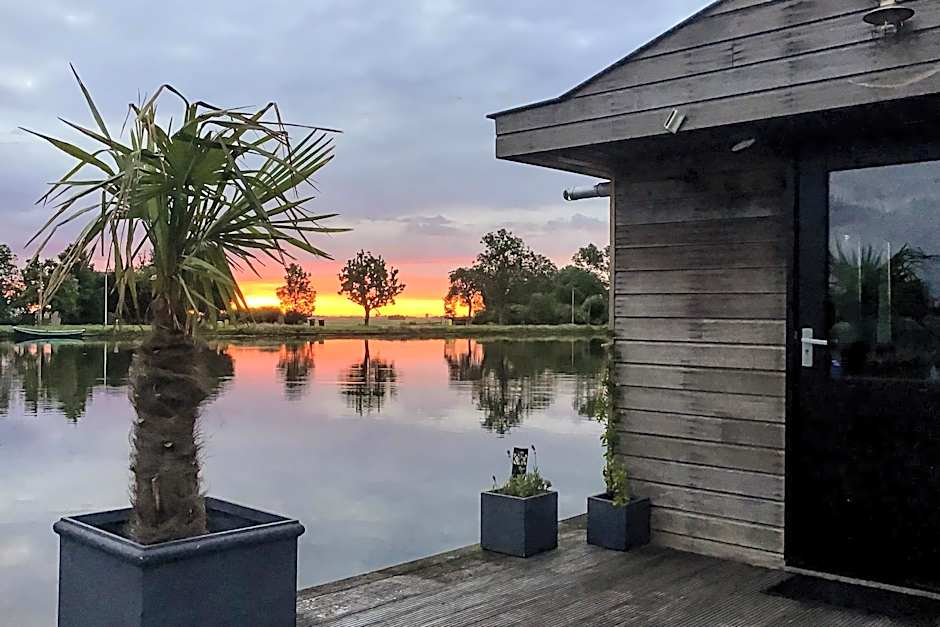 Aangenaam op de Rijn, woonboot, inclusief privé sauna