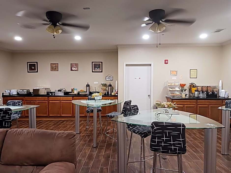 Yorktown Inn and Suites