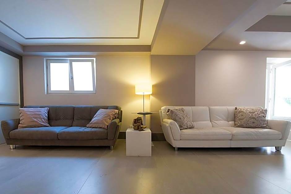 Bianco Riccio Suite Hotel