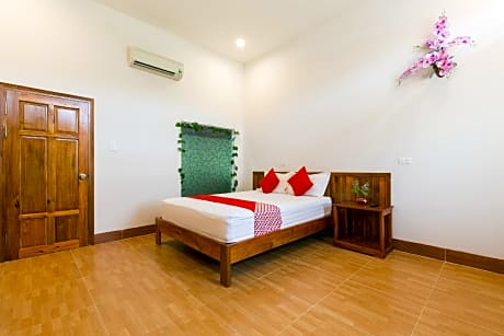 One Bedroom Apartment