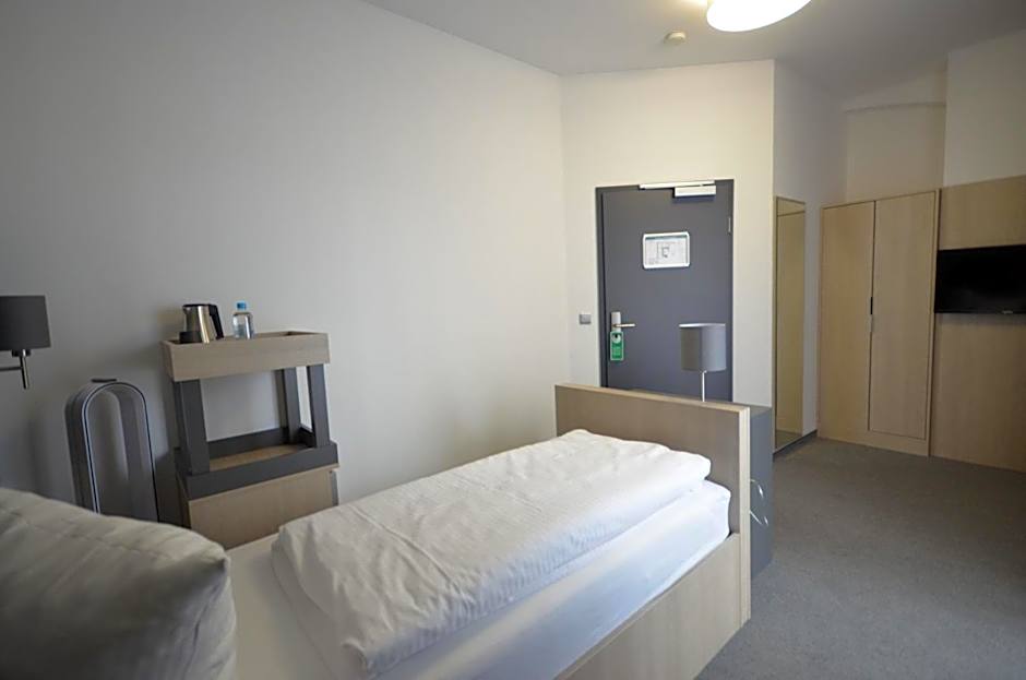 N9 Hotels