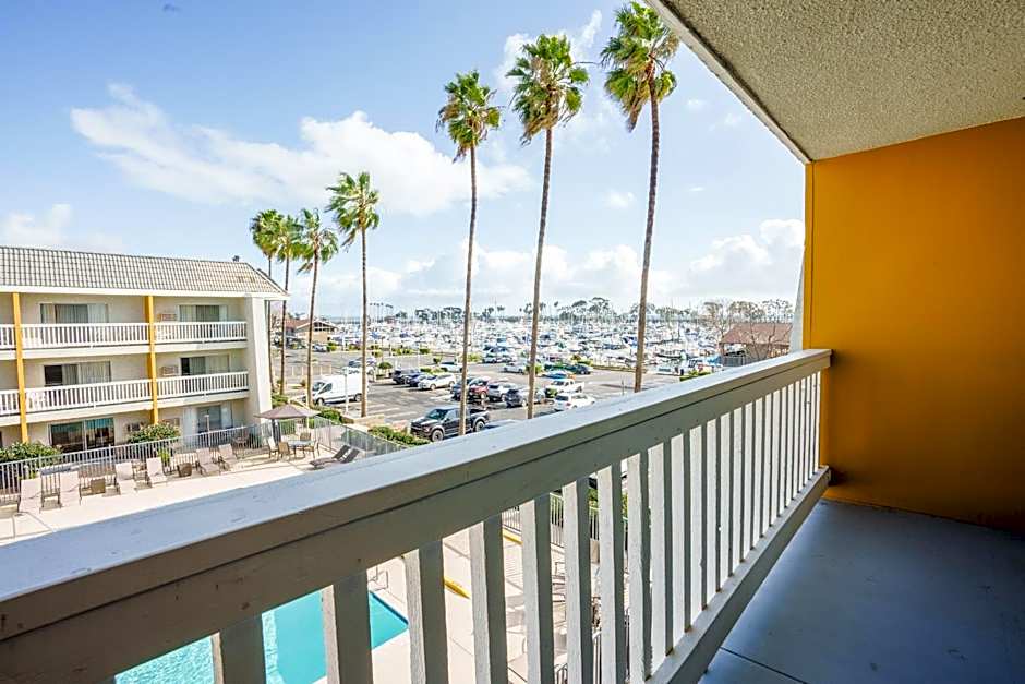 Dana Point Marina Inn