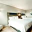 Holiday Inn Express Hotel & Suites Cocoa Beach By IHG