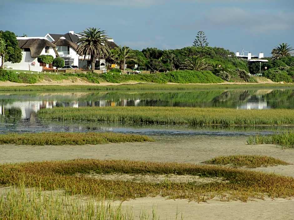 i-LOLLO Bed & Breakfast at the River Mouth